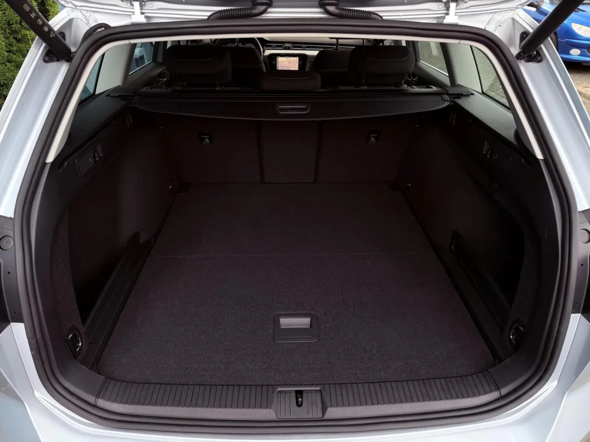 1.5 TSI DSG AUT. Business CAM | ADAPT.CRUISE | CARPLAY | ELEK.A.KLEP | NAV | LED