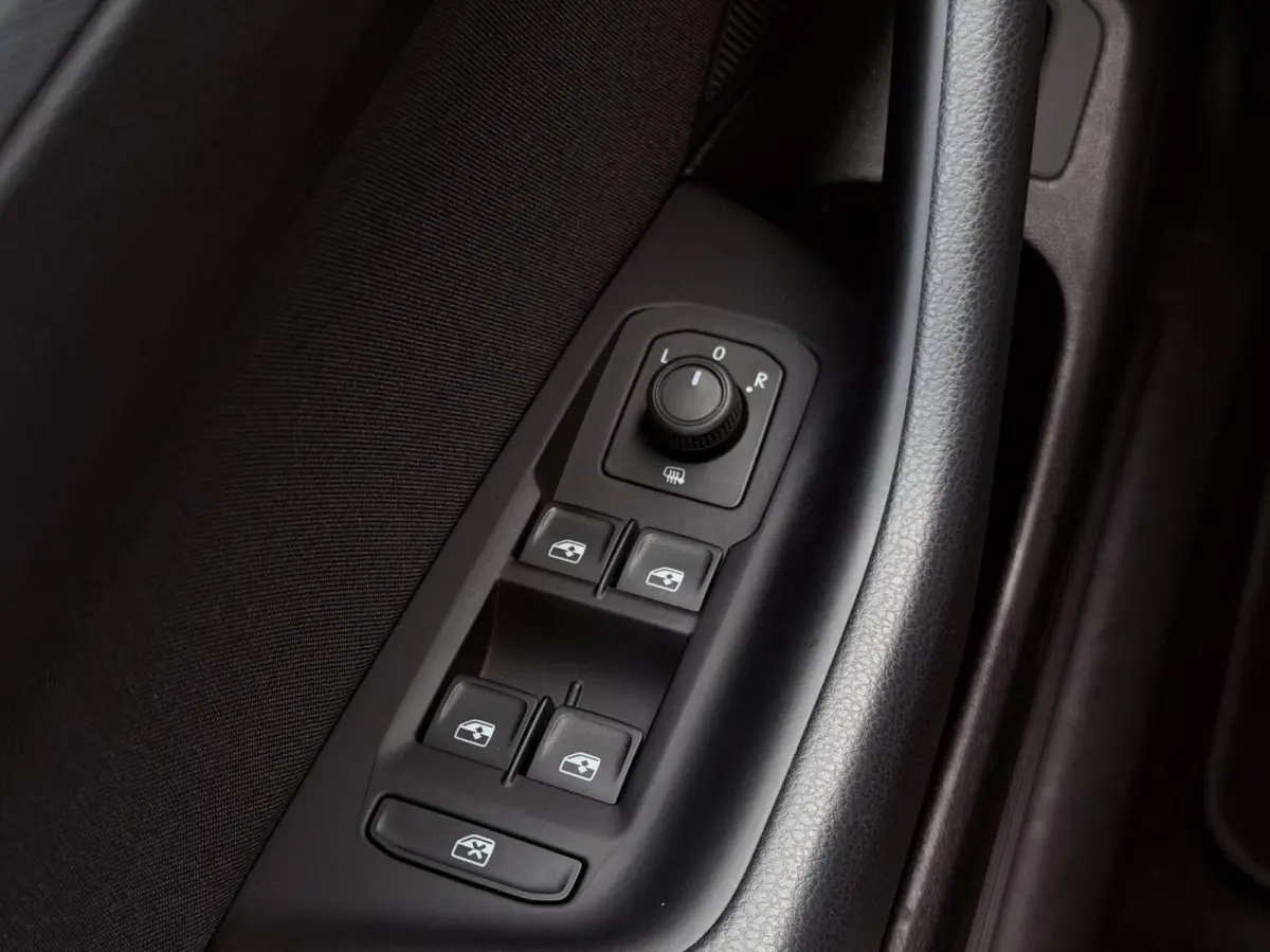 1.5 TSI DSG AUT. Business CAM | ADAPT.CRUISE | CARPLAY | ELEK.A.KLEP | NAV | LED
