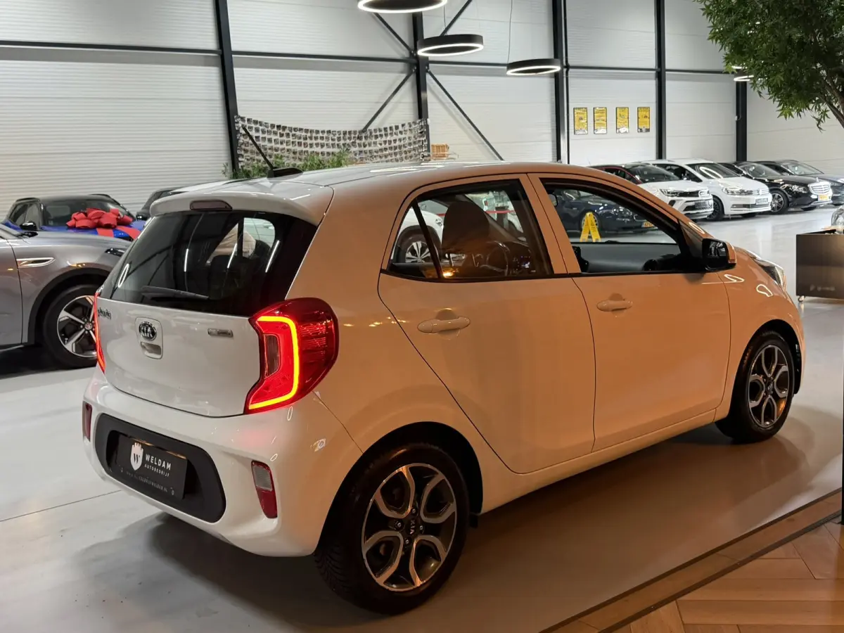 1.0 CVVT First Edition|Garantie|NAP NL Auto|Nav|Camera|Cruise|Airco