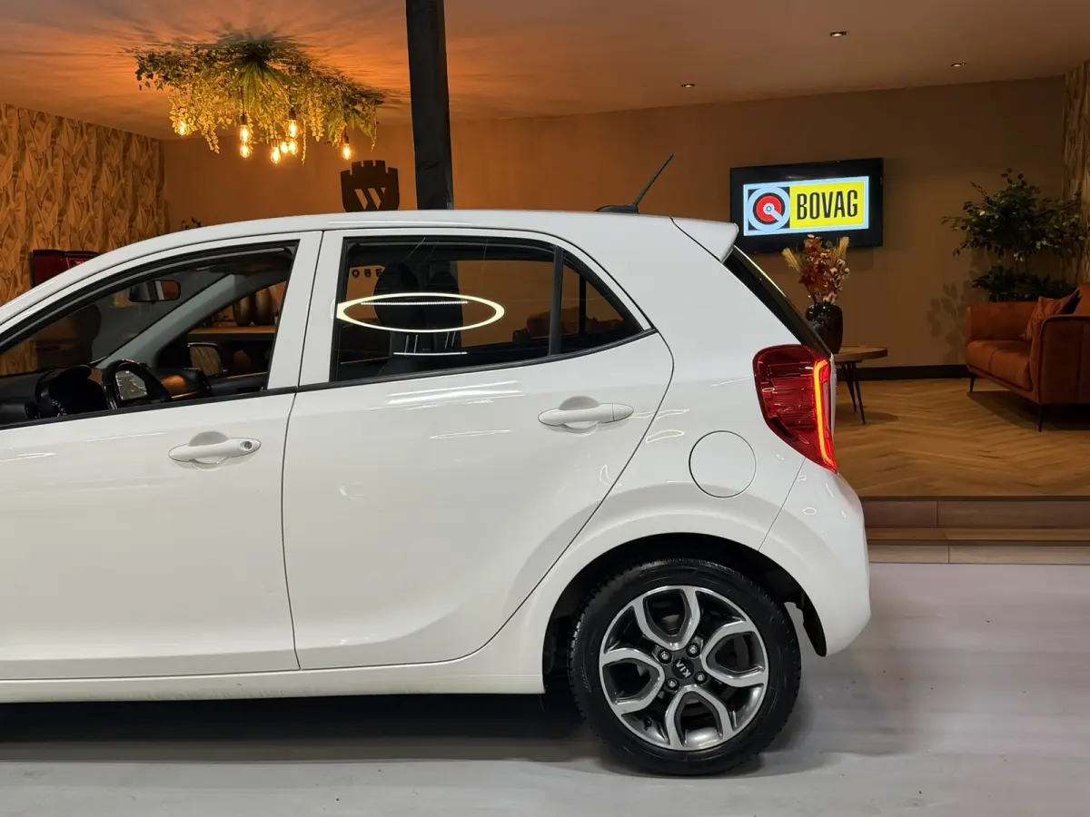 1.0 CVVT First Edition|Garantie|NAP NL Auto|Nav|Camera|Cruise|Airco