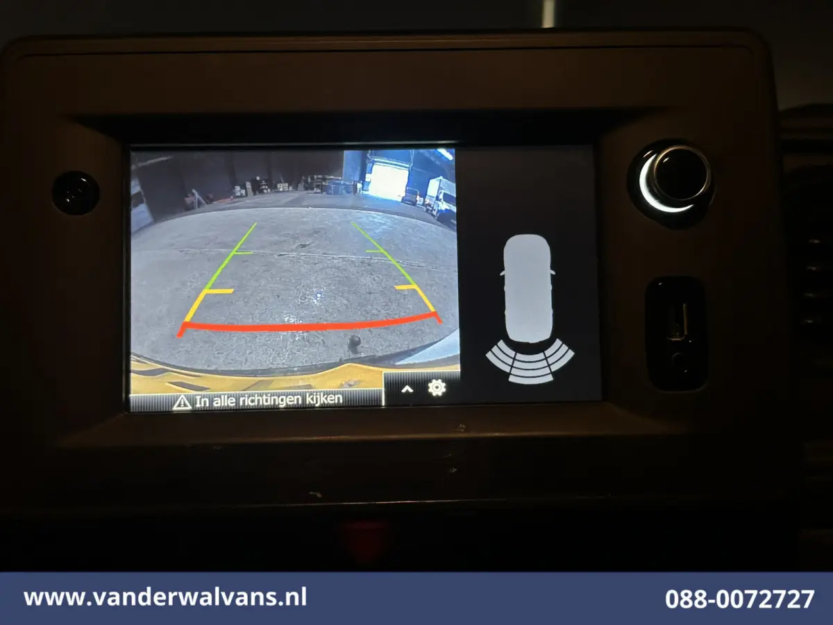2.3 dCi 136pk L2H2 Euro6 Airco | Navigatie | Camera | Cruisecontrol | LED | 2500kg Trekhaak Parkeersensoren, Bijrijdersbank