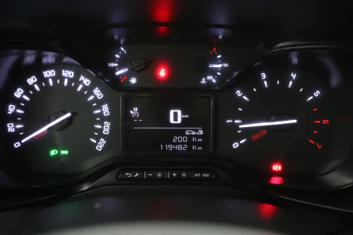 1.2 Turbo 111PK | Benzine | Clima | Cruise | Carplay | Parkeersens.