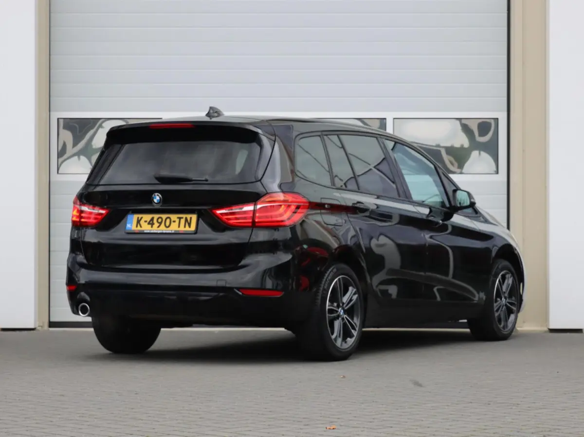 218i High Executive | Hoge zit