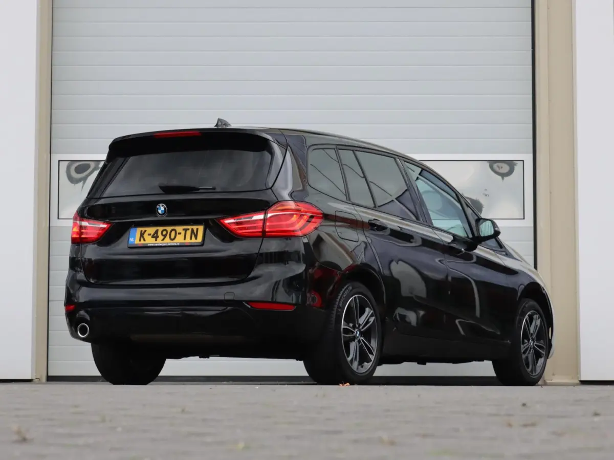 218i High Executive | Hoge zit