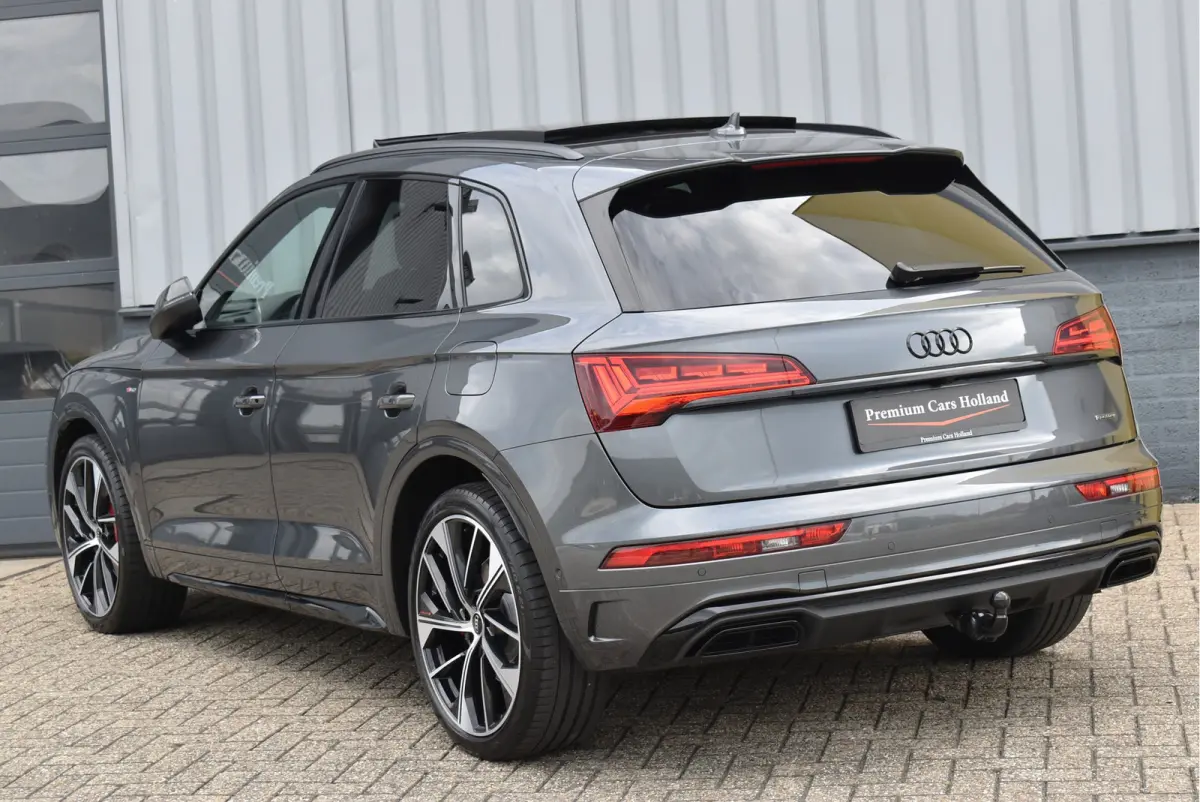 50 TFSI e S-Line 299 Pk Competition Pano Lucht Carbon Keyless Trekhaak Oled Matrix 21 Inch