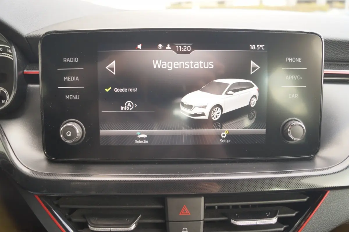 1.0 TSI 110pk Sport Business -NAVI-ECC-PDC-LED-