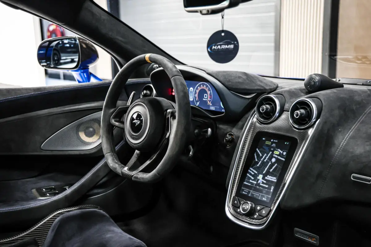3.8 V8|Senna seats|PPF|Lift|Carbon|B&W