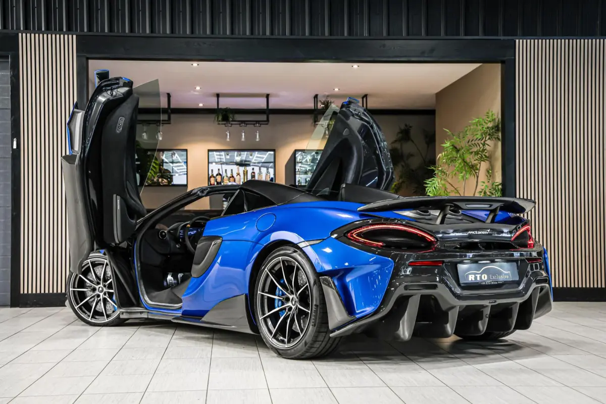 3.8 V8|Senna seats|PPF|Lift|Carbon|B&W