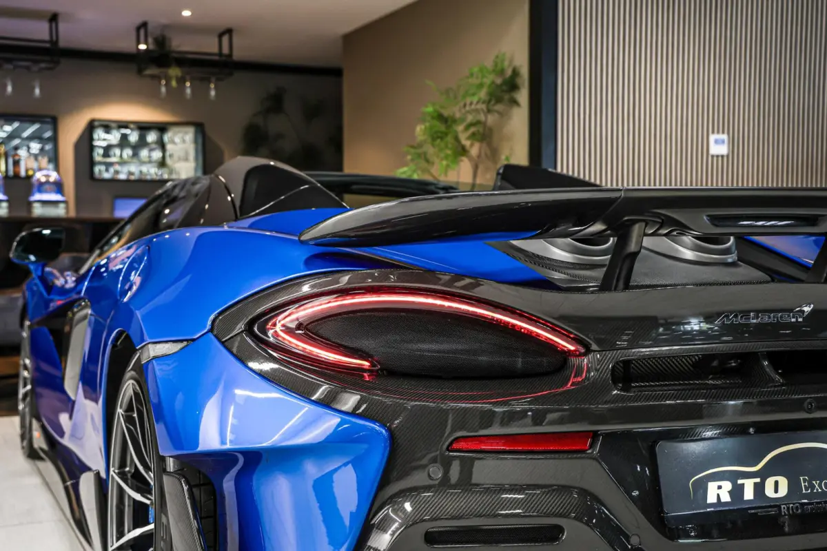3.8 V8|Senna seats|PPF|Lift|Carbon|B&W