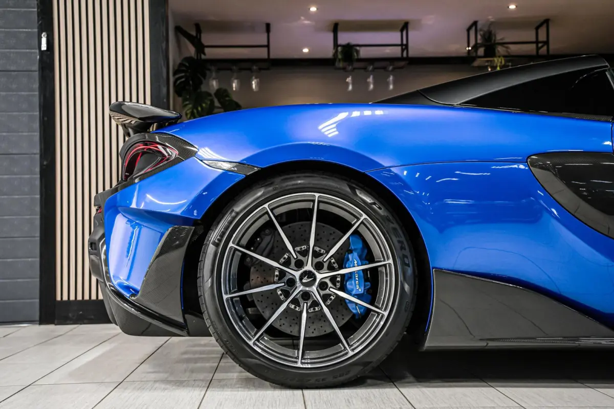 3.8 V8|Senna seats|PPF|Lift|Carbon|B&W