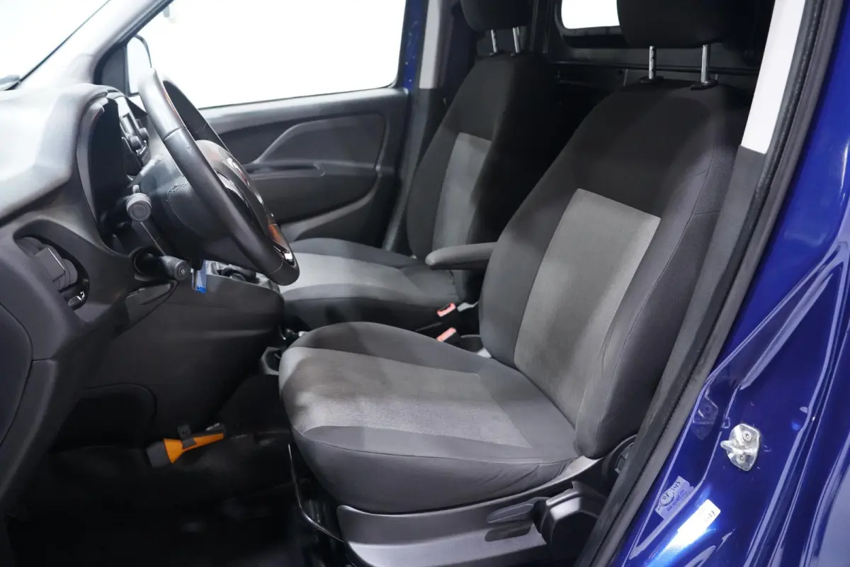 1.3 MJ 95 pk L1H1 SX Airco, Navi, 17" LMV Cruise Control, Elek. Pakket, NAP, PDC achter, 1e Eigenaar