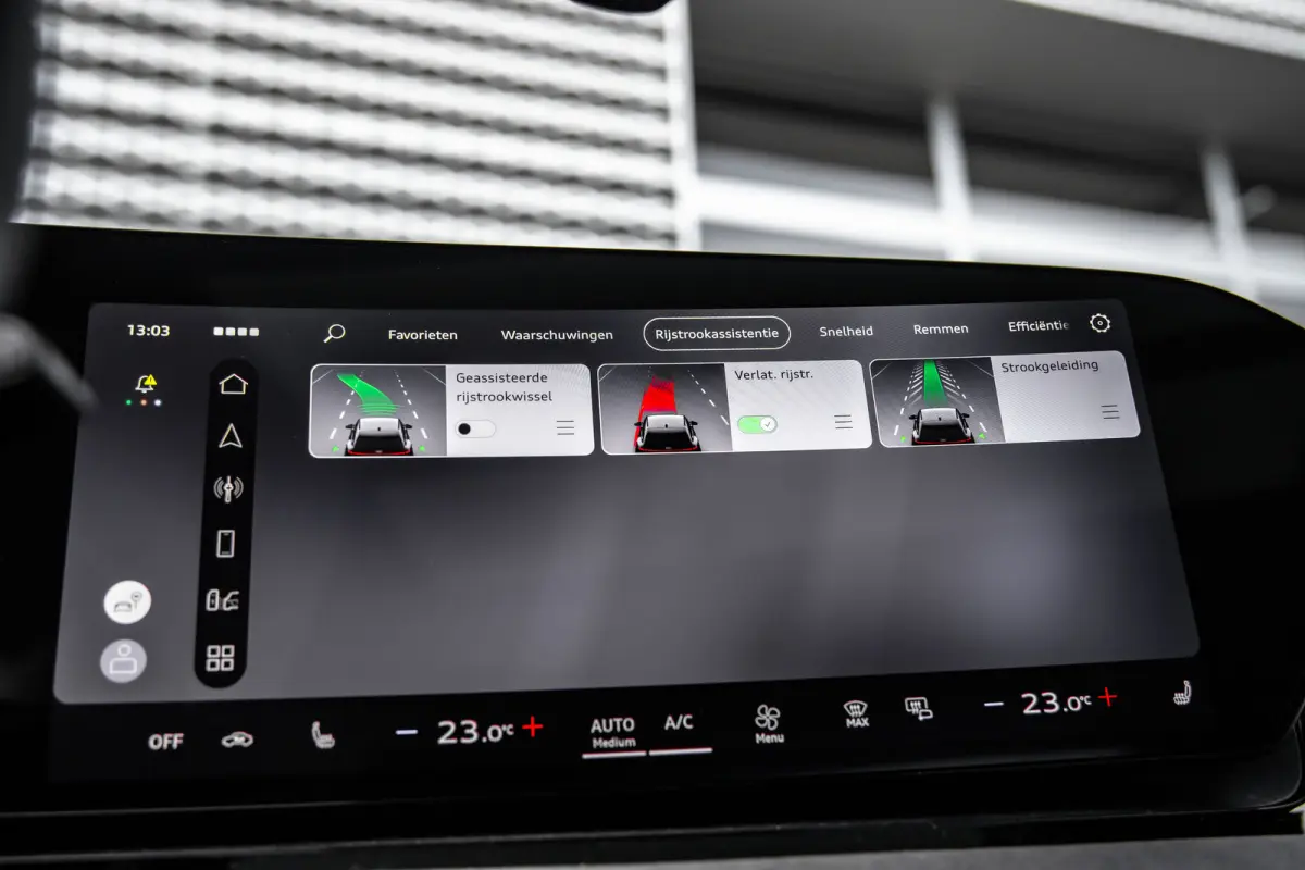 S edition | Adaptive air suspension | Adaptive cruise control | Audi sound system