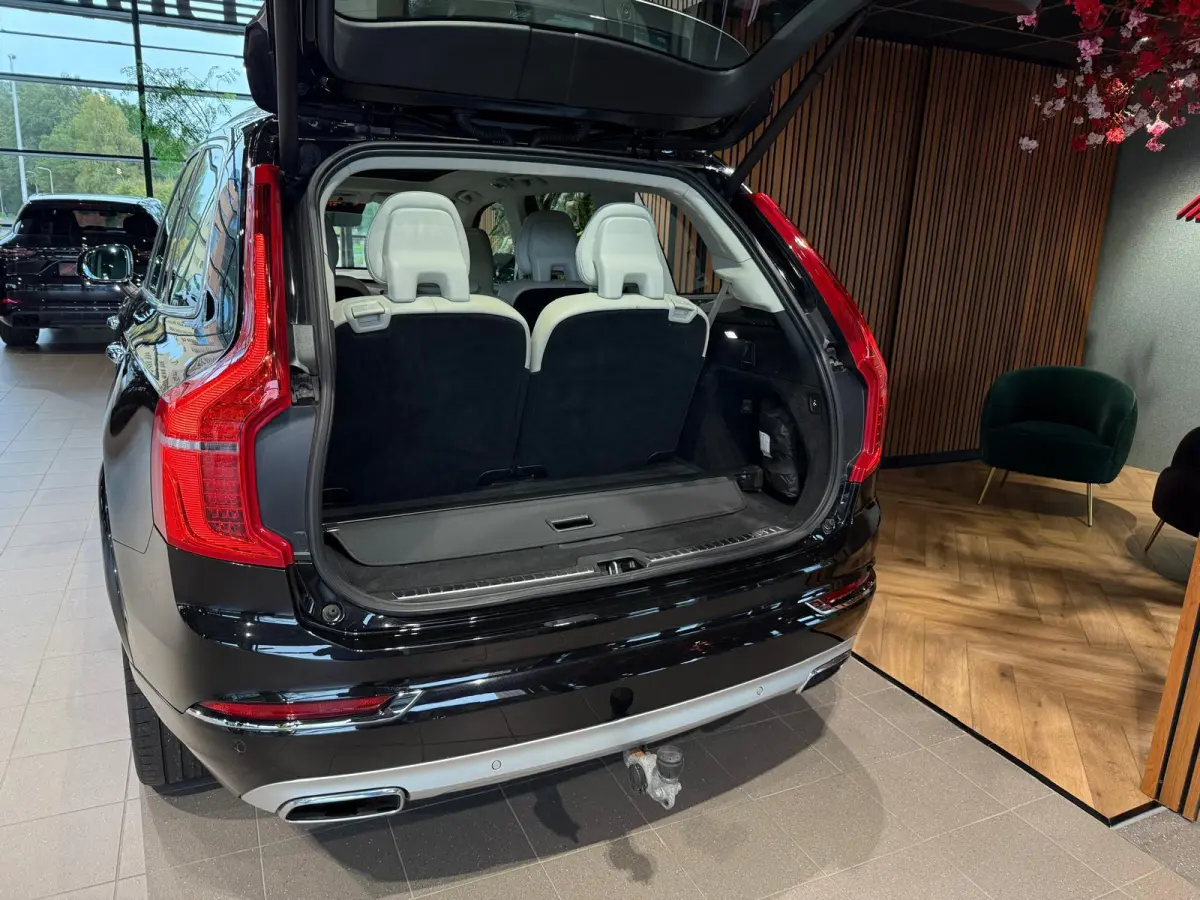 2.0 T8 Twin Engine AWD Inscription Panoschuifdak trekhaak
