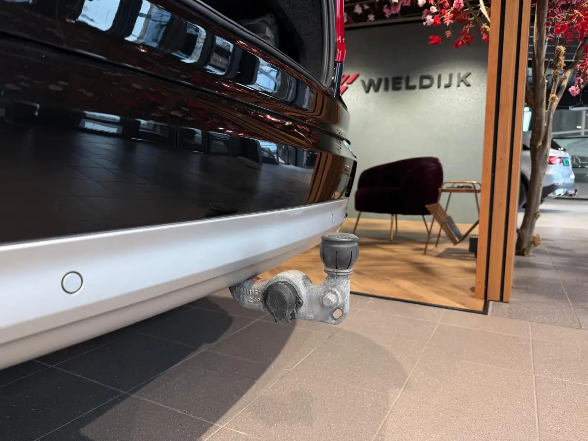 2.0 T8 Twin Engine AWD Inscription Panoschuifdak trekhaak