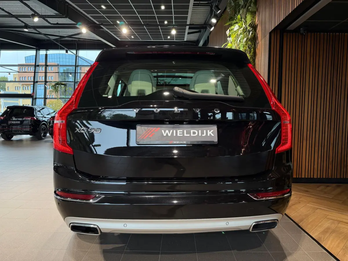 2.0 T8 Twin Engine AWD Inscription Panoschuifdak trekhaak