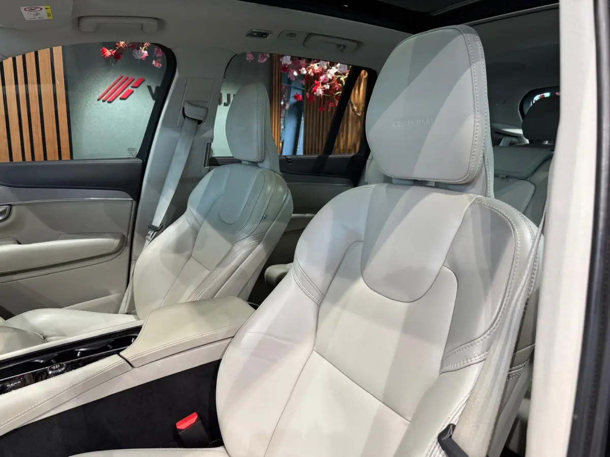 2.0 T8 Twin Engine AWD Inscription Panoschuifdak trekhaak