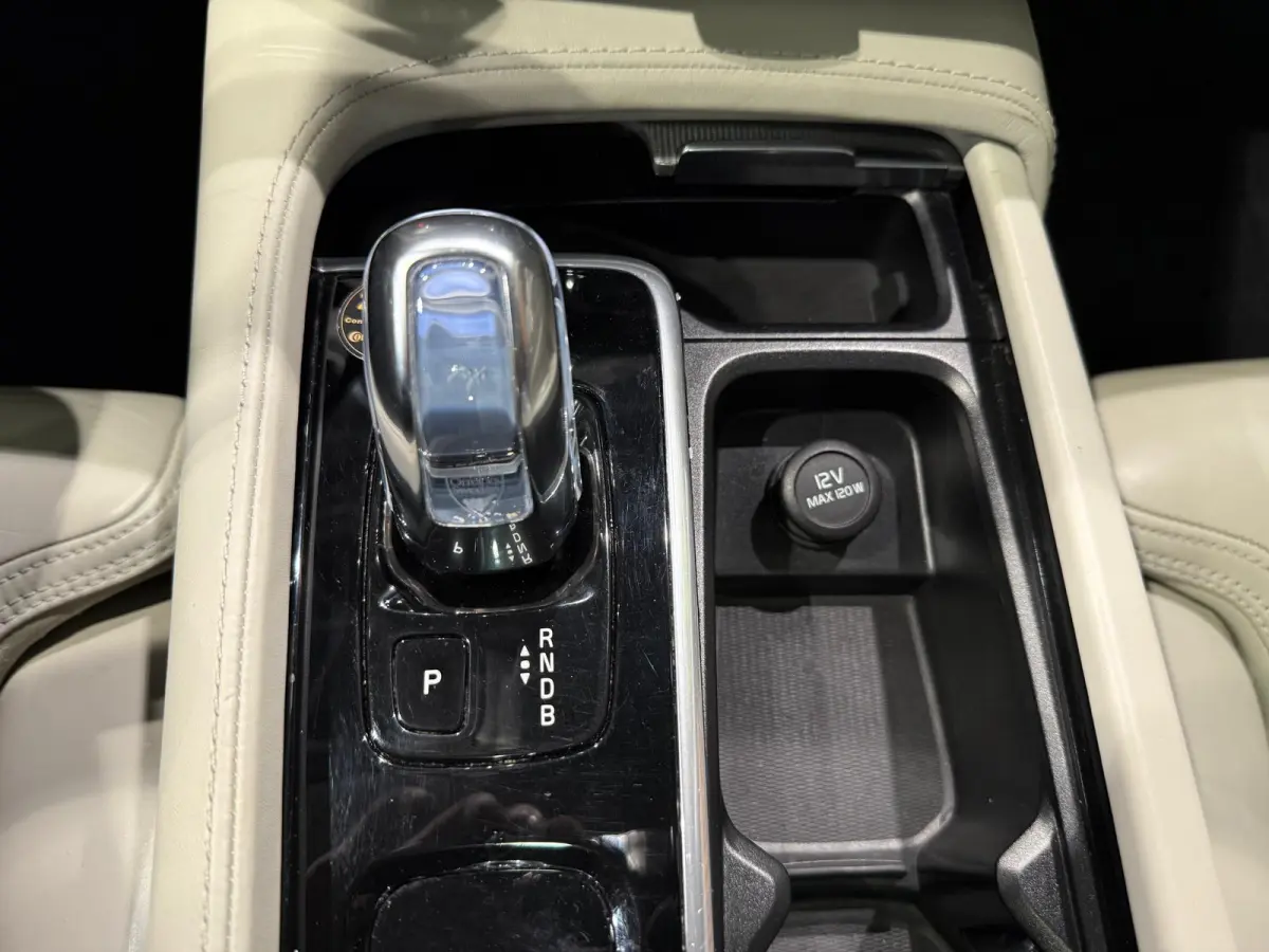 2.0 T8 Twin Engine AWD Inscription Panoschuifdak trekhaak