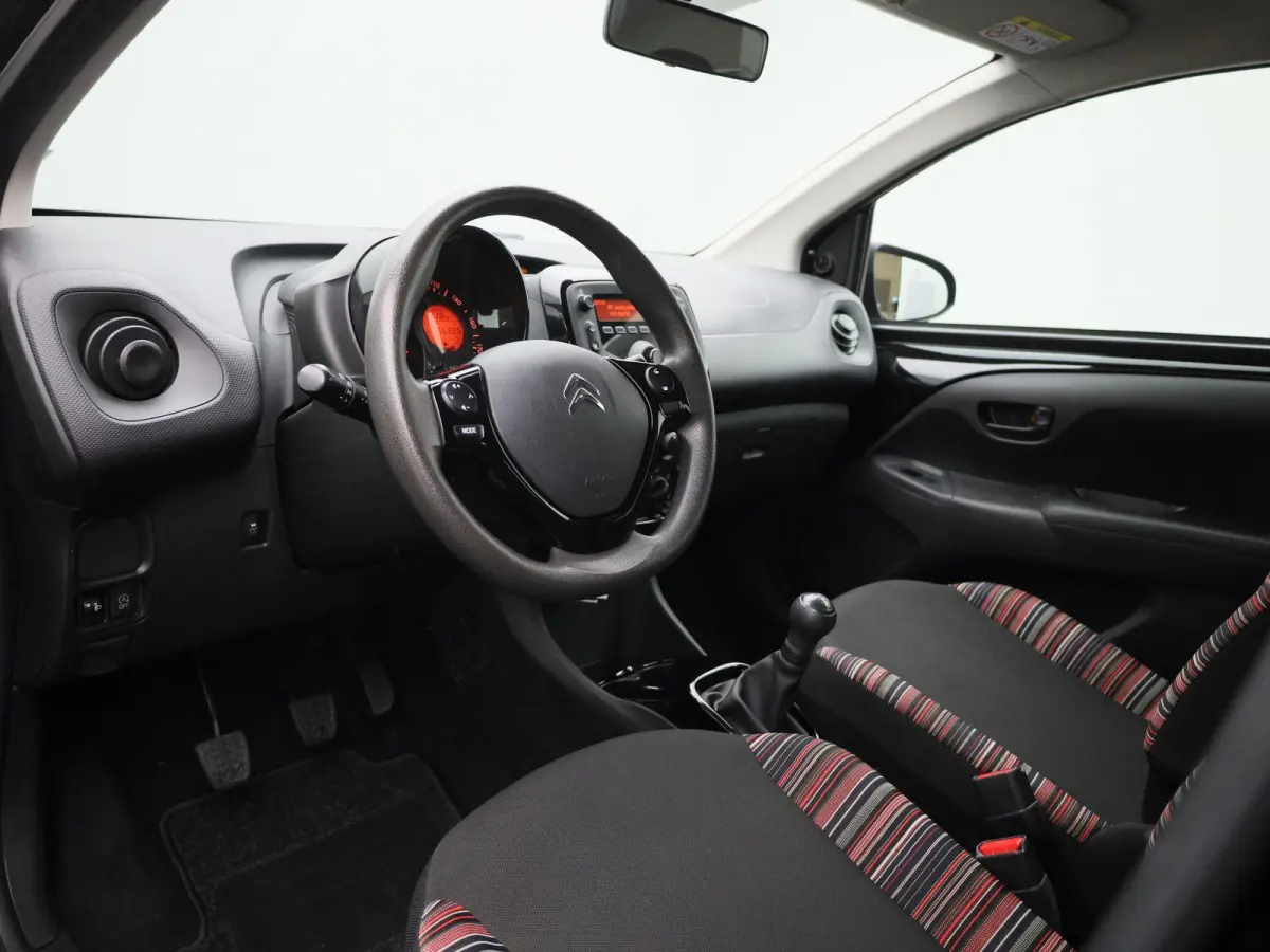 1.0 VTi Feel | AIRCO | BLUETOOTH | SPEED LIMITER | MULTIFUNCTIONEEL STUURWIEL |