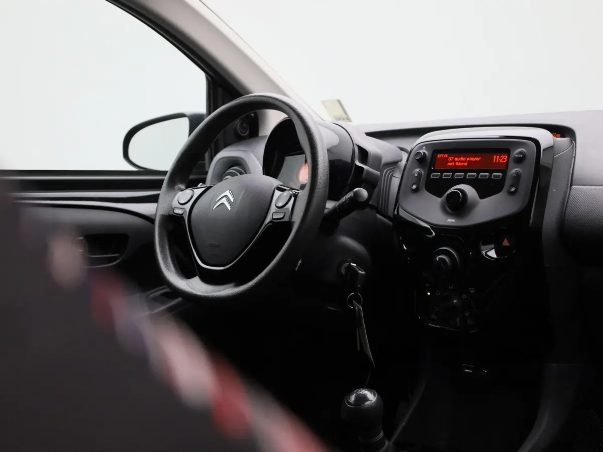 1.0 VTi Feel | AIRCO | BLUETOOTH | SPEED LIMITER | MULTIFUNCTIONEEL STUURWIEL |