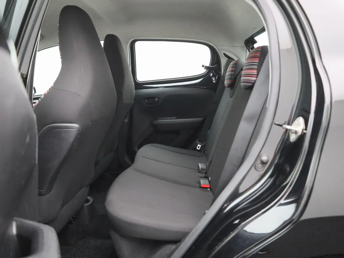 1.0 VTi Feel | AIRCO | BLUETOOTH | SPEED LIMITER | MULTIFUNCTIONEEL STUURWIEL |