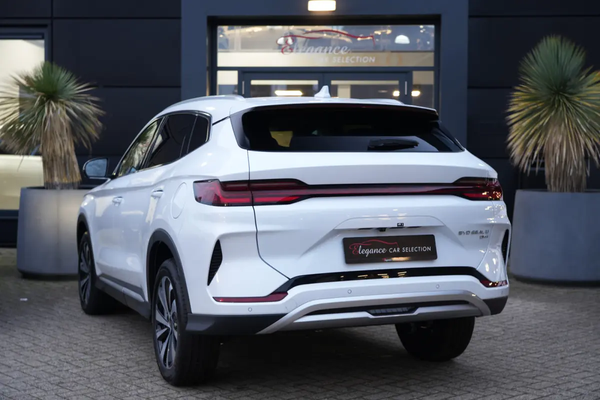 1.5 DM-i FWD Comfort | PHEV | 120KM | PANO | HUD | 360° Camera | BYD SEAL U 1.5 DM-i PHEV Comfort met 218 PK, Plug-in hybride 120km actieradius, Panoramadak, Head-Up Display, 360° camera, 