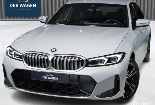 330E M Sport Edition 22KW / 360 CAMERA / ACC / HEAD UP / EL STOELEN / KEYLESS ENTRY-START