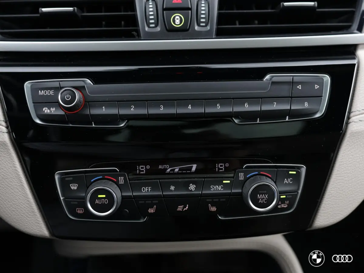 sDrive18i M Sport / HEAD-UP / PANORAMADAK / HIFI / TREKHAAK AFN / 19"