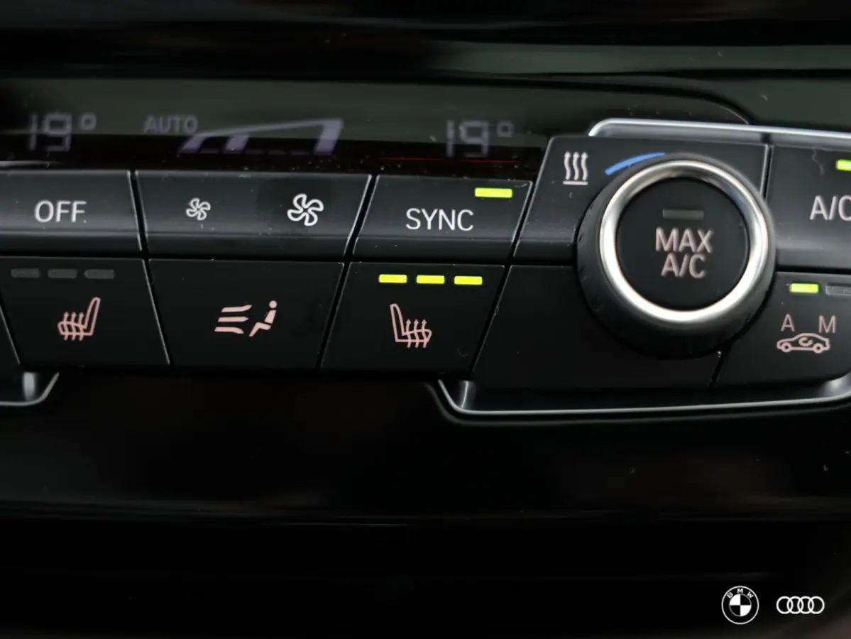 sDrive18i M Sport / HEAD-UP / PANORAMADAK / HIFI / TREKHAAK AFN / 19"