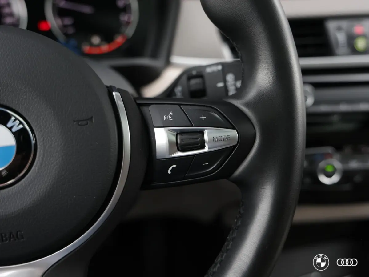 sDrive18i M Sport / HEAD-UP / PANORAMADAK / HIFI / TREKHAAK AFN / 19"