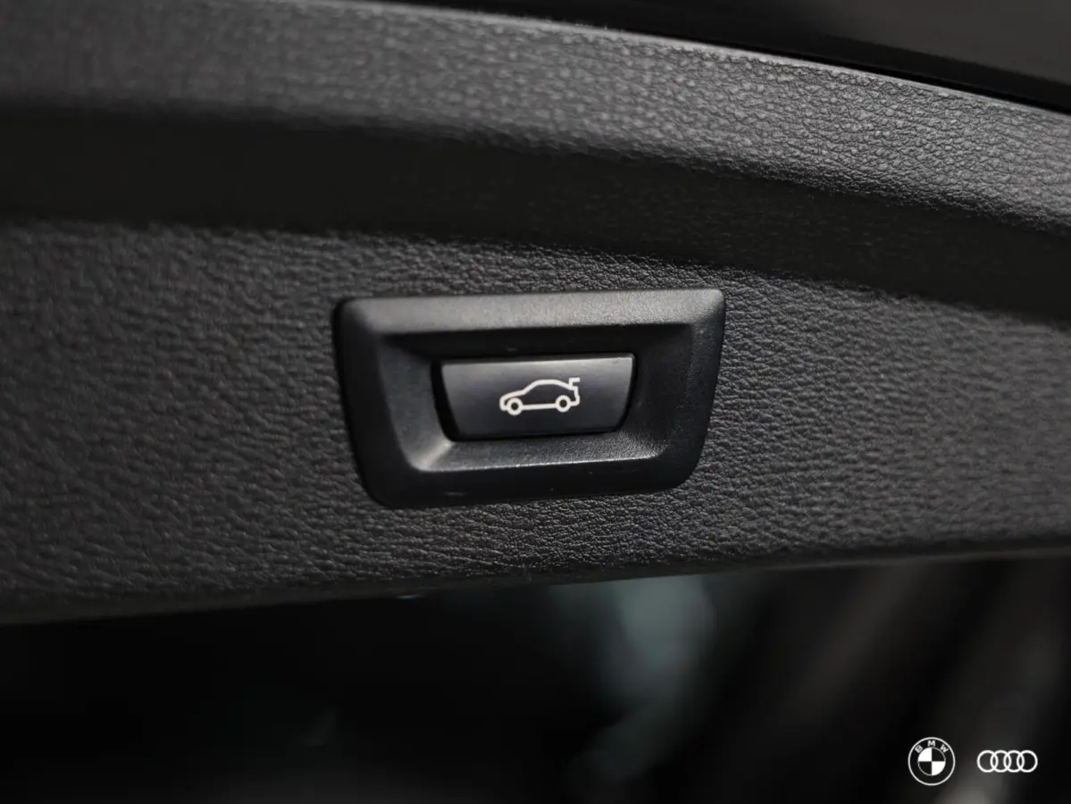 sDrive18i M Sport / HEAD-UP / PANORAMADAK / HIFI / TREKHAAK AFN / 19"