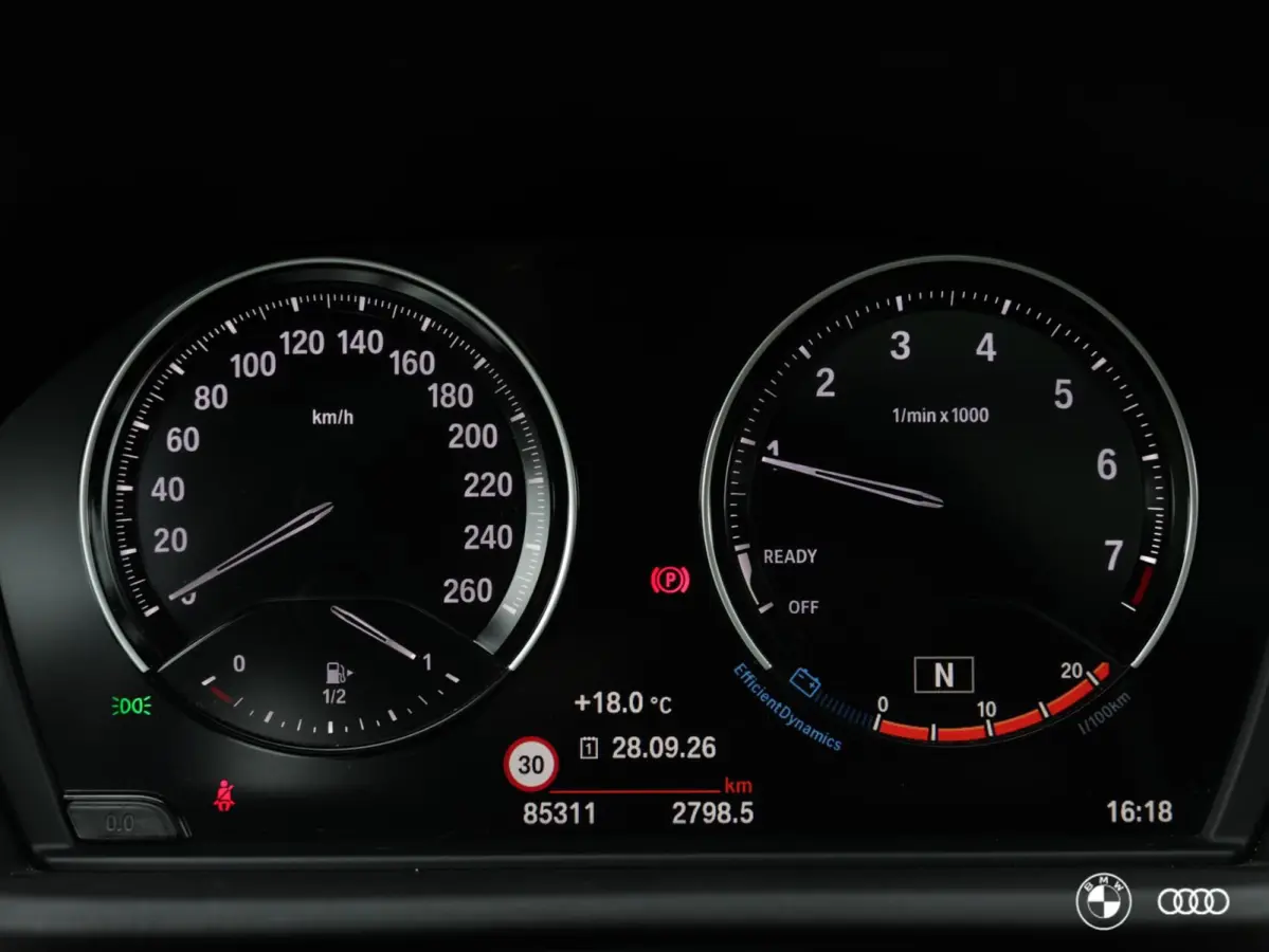 sDrive18i M Sport / HEAD-UP / PANORAMADAK / HIFI / TREKHAAK AFN / 19"