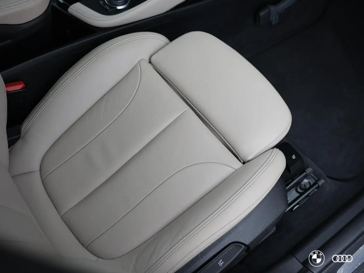 sDrive18i M Sport / HEAD-UP / PANORAMADAK / HIFI / TREKHAAK AFN / 19"