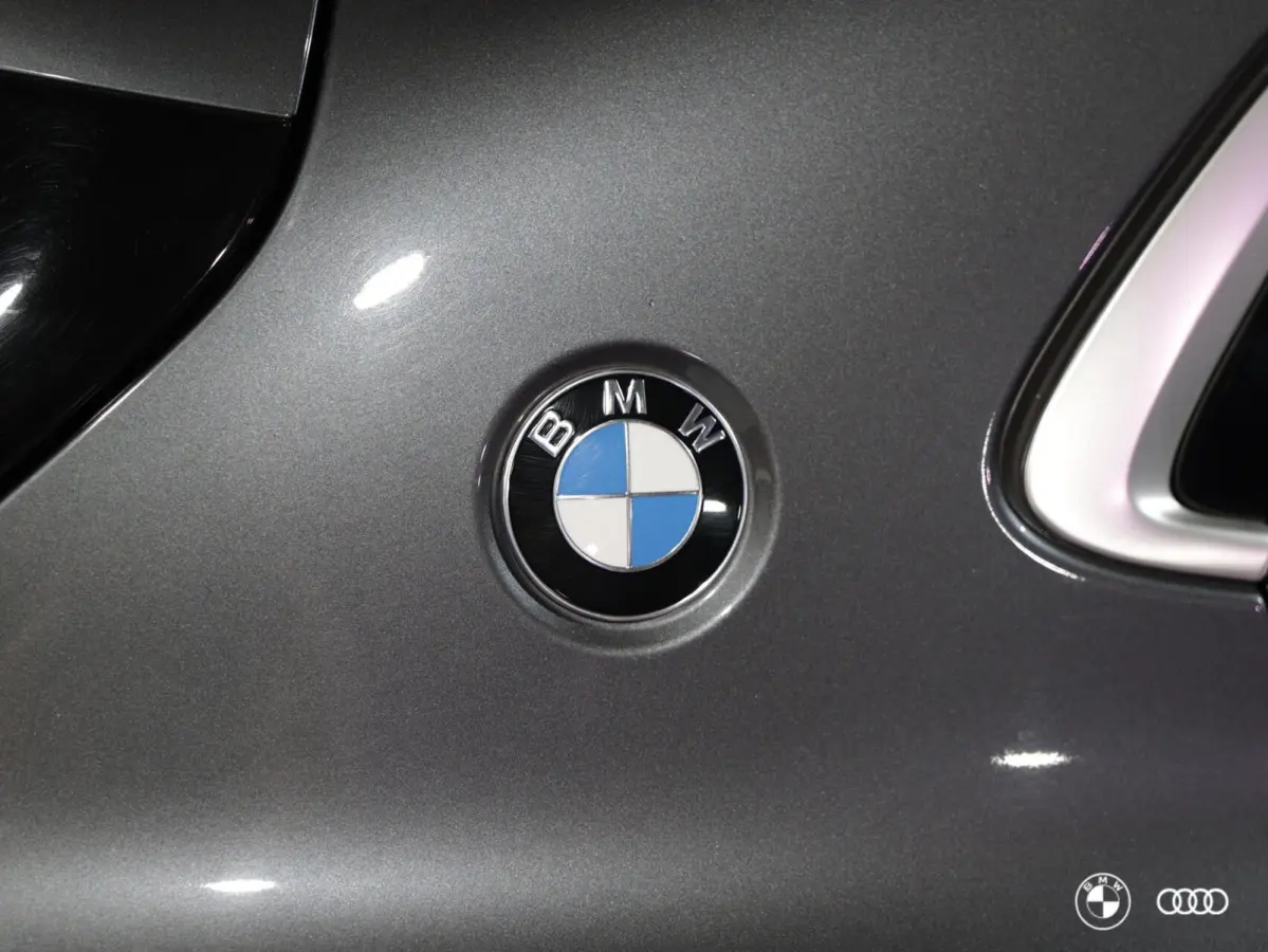 sDrive18i M Sport / HEAD-UP / PANORAMADAK / HIFI / TREKHAAK AFN / 19"