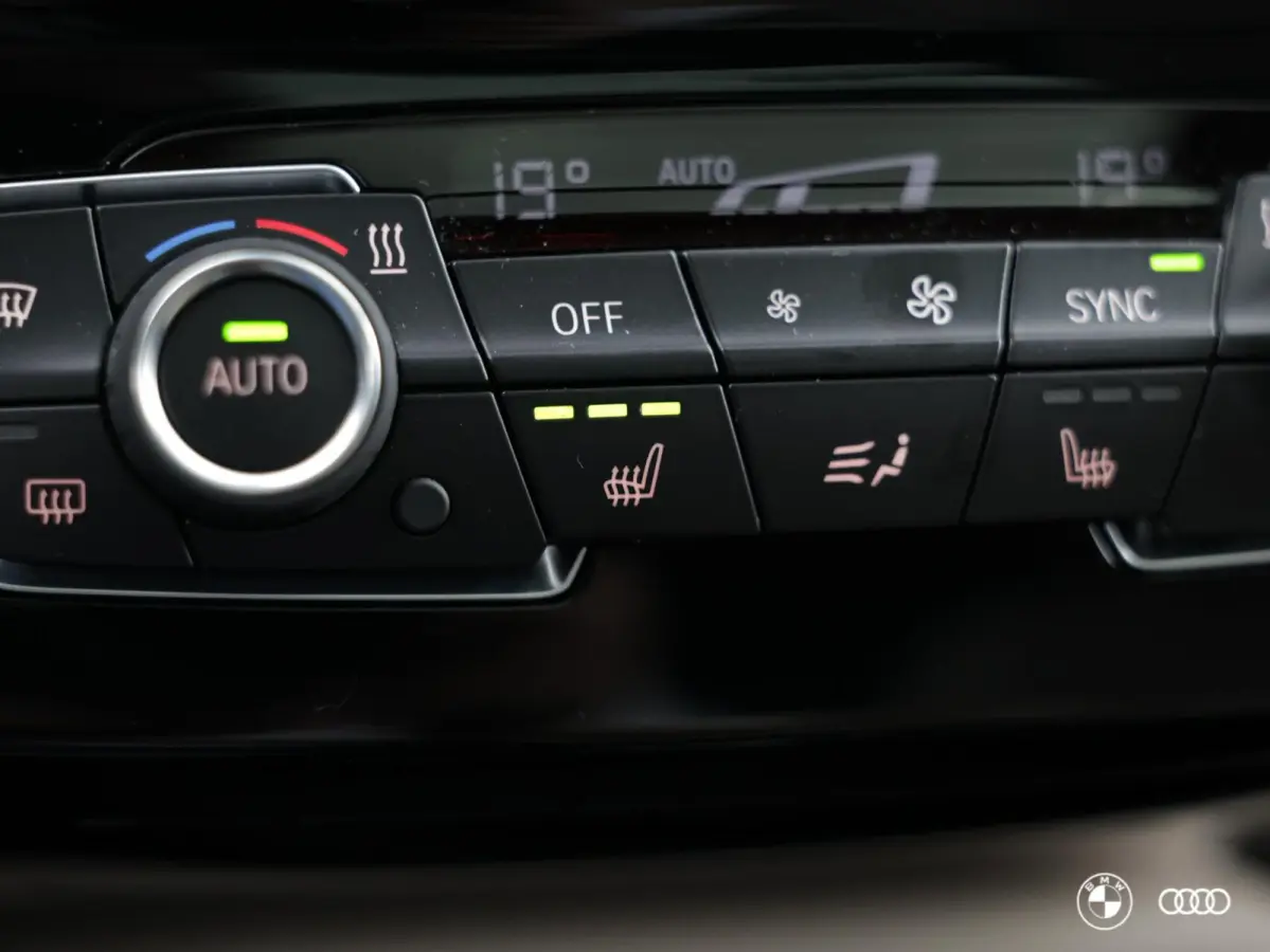 sDrive18i M Sport / HEAD-UP / PANORAMADAK / HIFI / TREKHAAK AFN / 19"