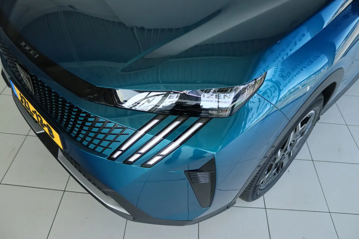 1.2 Hybrid 145 Allure DEMO DEAL | 8 Jaar Garantie | Cruise Crontrol | Stoelverwarming | Navi | Carplay | Camera | AGR | Climate | Keyless | LED