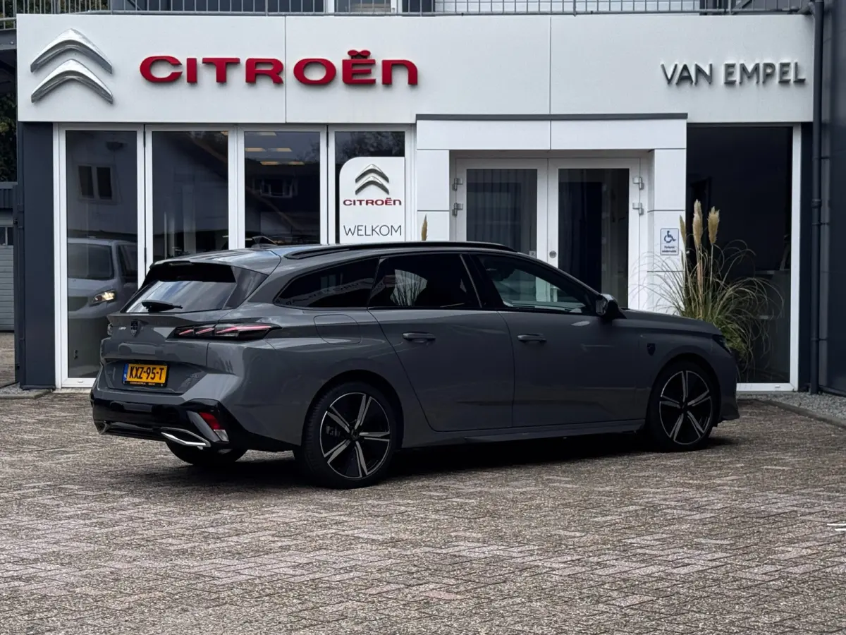 1.6 Plug-in Hybrid 180 GT | Alcantara + Memory | Winter Pack | Camera | Adaptive Cruise