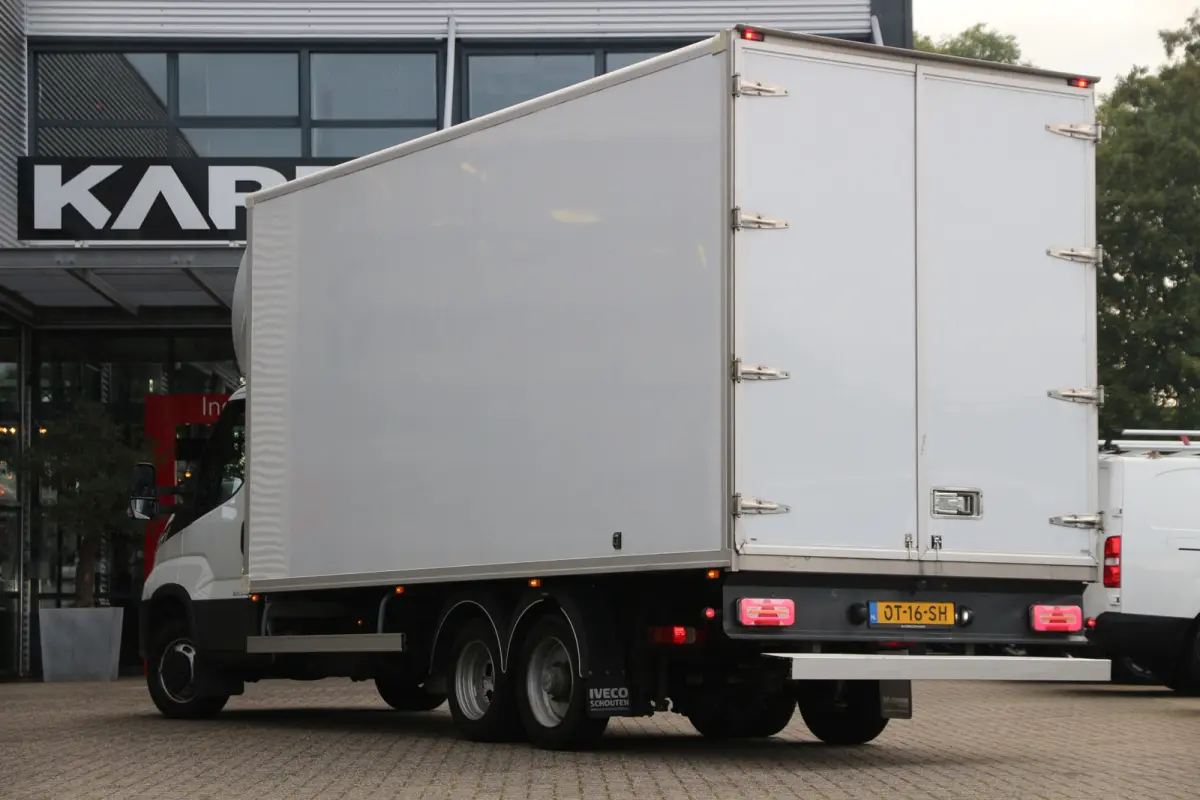 40C18 | Aut. | BE / Clixtar | N1 | 2850KG laadvermogen..
