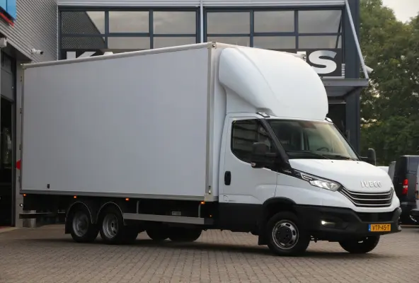 40C18 | Aut. | BE / Clixtar | N1 | 2850KG laadvermogen..