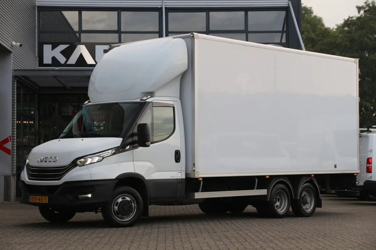 40C18 | Aut. | BE / Clixtar | N1 | 2850KG laadvermogen..