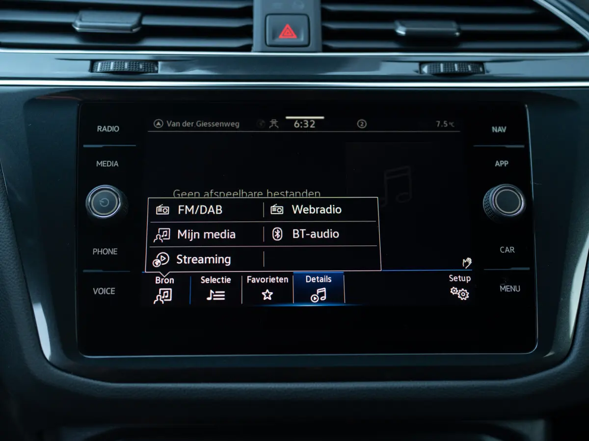1.5 TSI R-Line Business+ | Trekhaak wegkl. | 20" | Elk. A-klep | IQ Light | Camera | Prijs Rijklaar!!