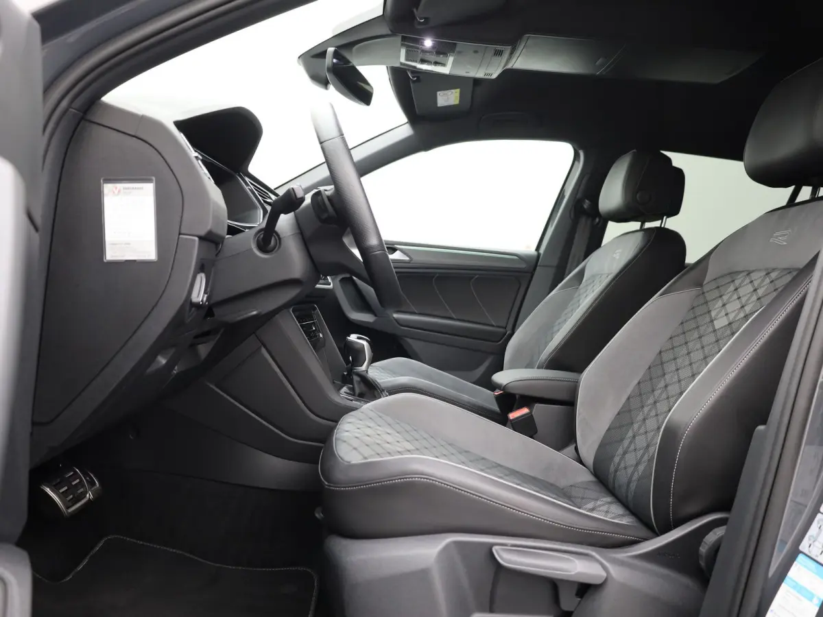 1.5 TSI R-Line Business+ | Trekhaak wegkl. | 20" | Elk. A-klep | IQ Light | Camera | Prijs Rijklaar!!