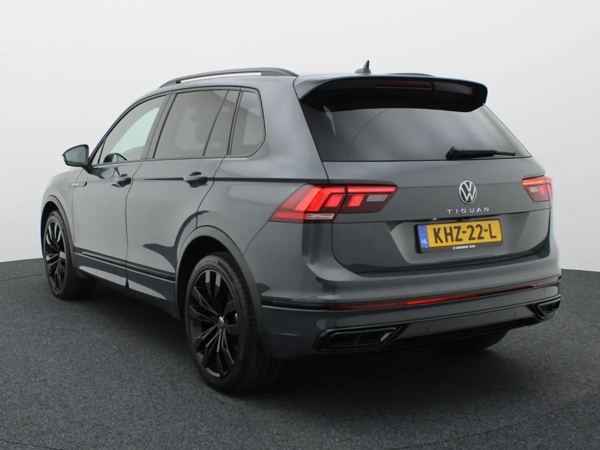 1.5 TSI R-Line Business+ | Trekhaak wegkl. | 20" | Elk. A-klep | IQ Light | Camera | Prijs Rijklaar!!