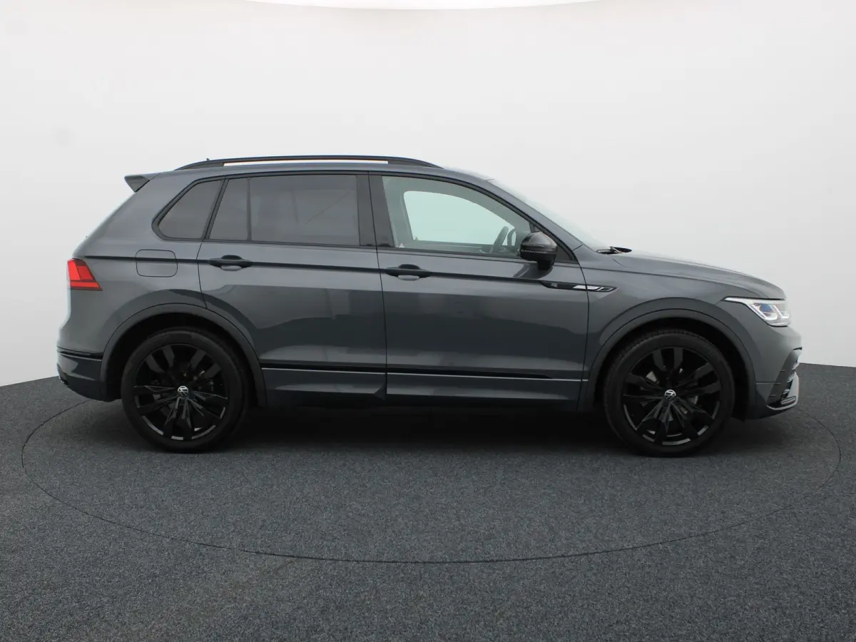 1.5 TSI R-Line Business+ | Trekhaak wegkl. | 20" | Elk. A-klep | IQ Light | Camera | Prijs Rijklaar!!