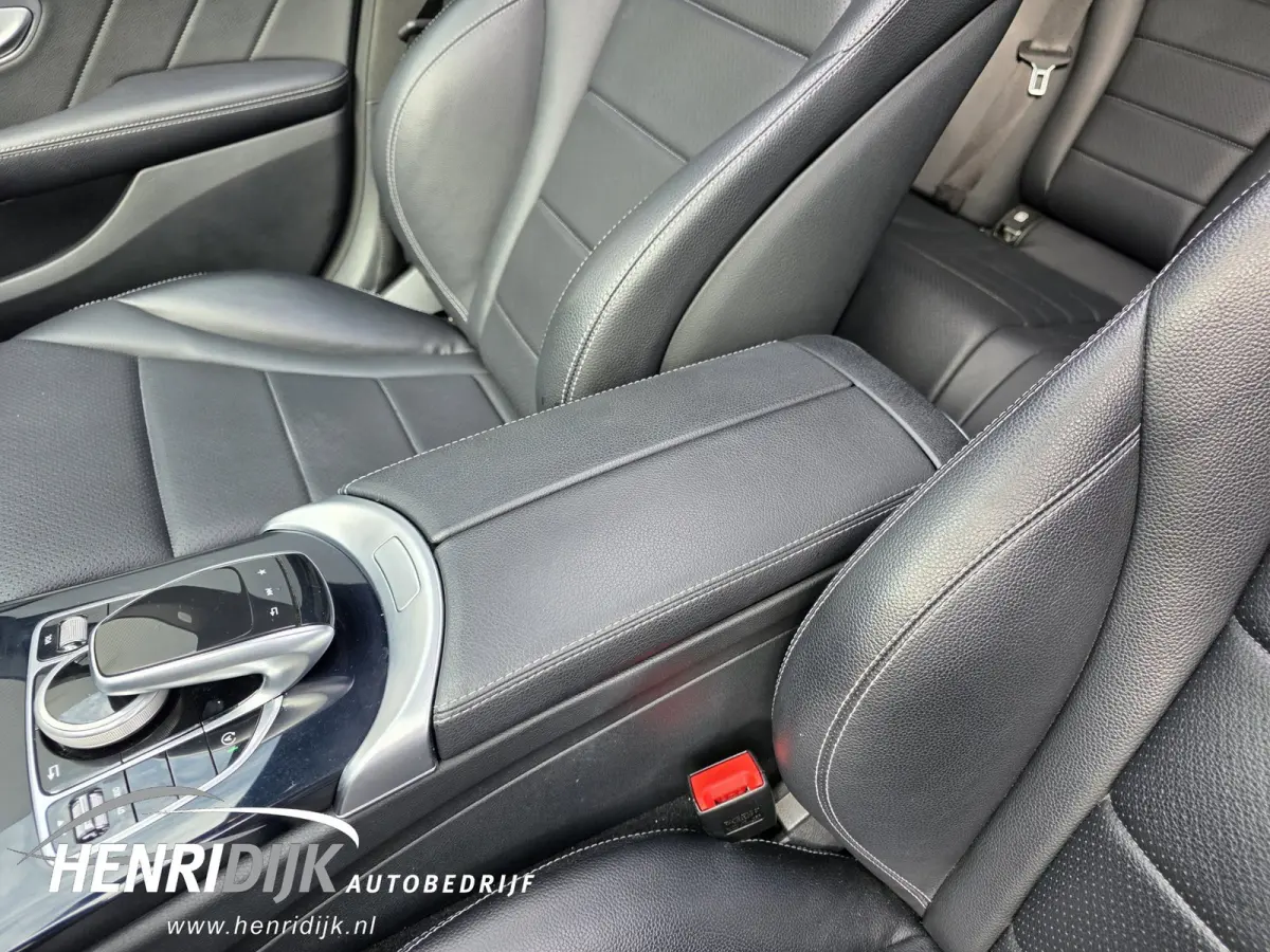 250 Premium Plus AMG Pano / 360 Camera / Trekhaak / Leder