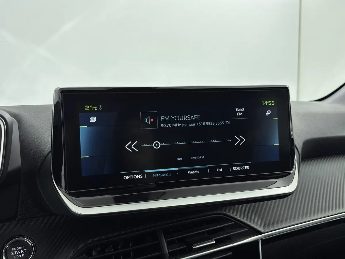 136 pk 50 kWH EV Allure Pack | ACCU 93% | Navigatie | Camera | Carplay | Achter Ramen Getint |