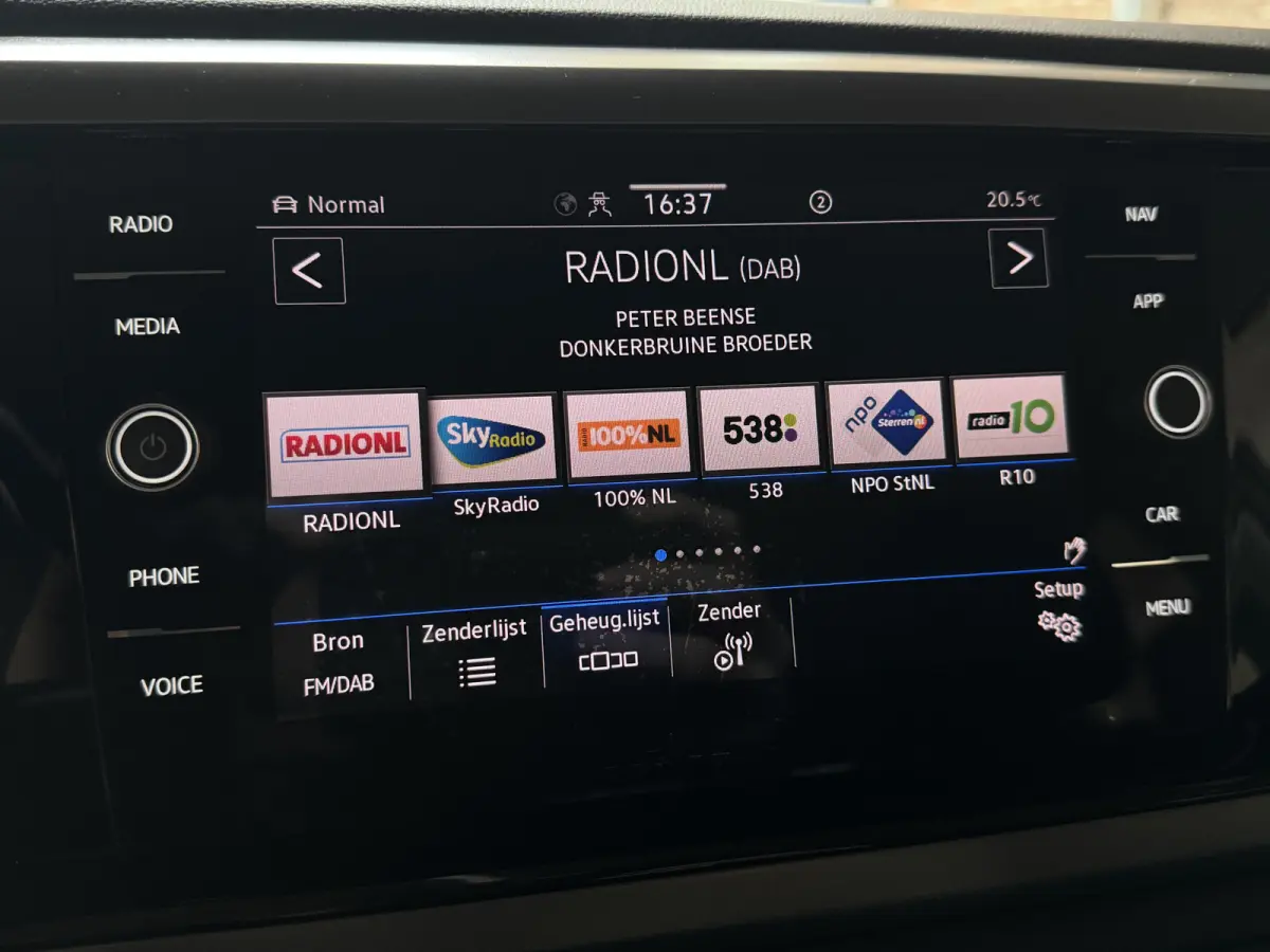 TSI 95PK COMFORTLINE BUSINESS CARPLAY/ACC/PDC/NAVIGATIE