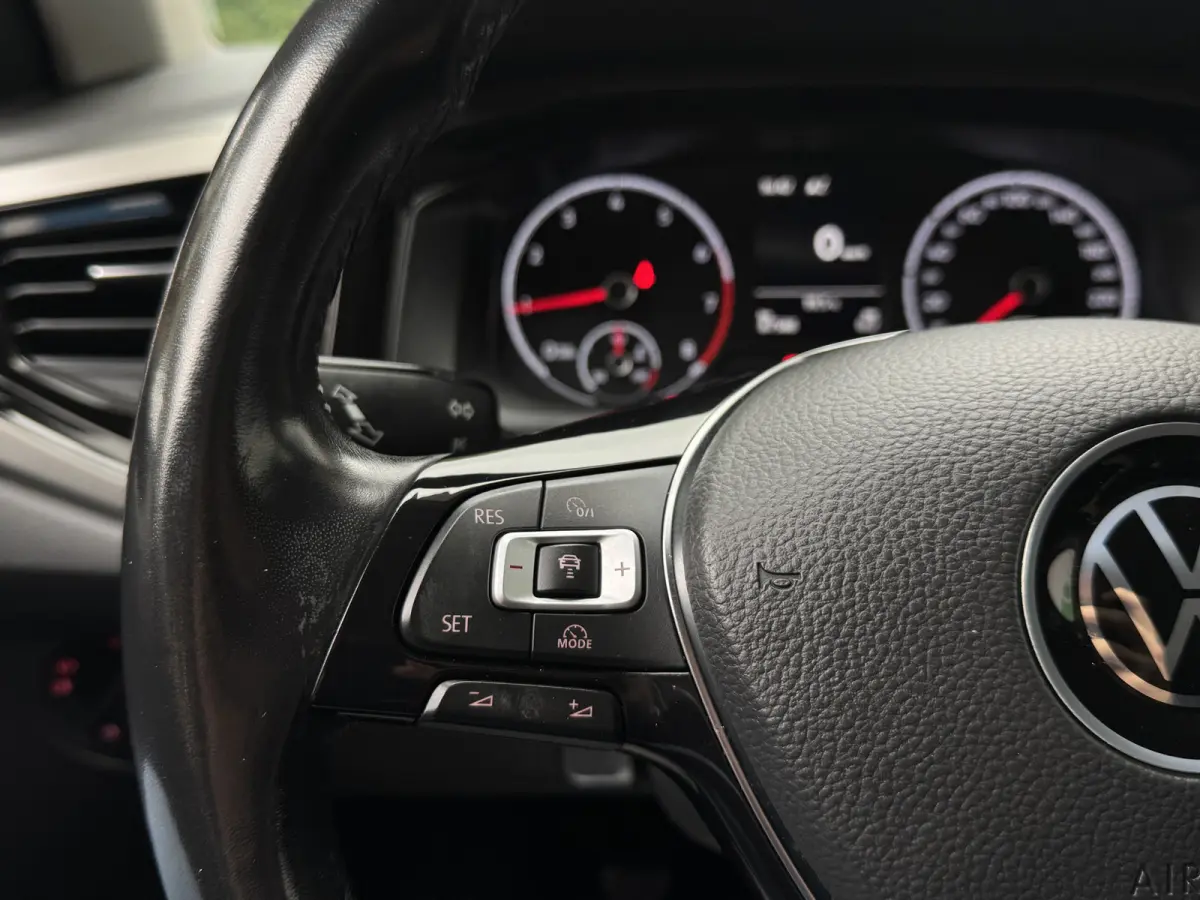 TSI 95PK COMFORTLINE BUSINESS CARPLAY/ACC/PDC/NAVIGATIE