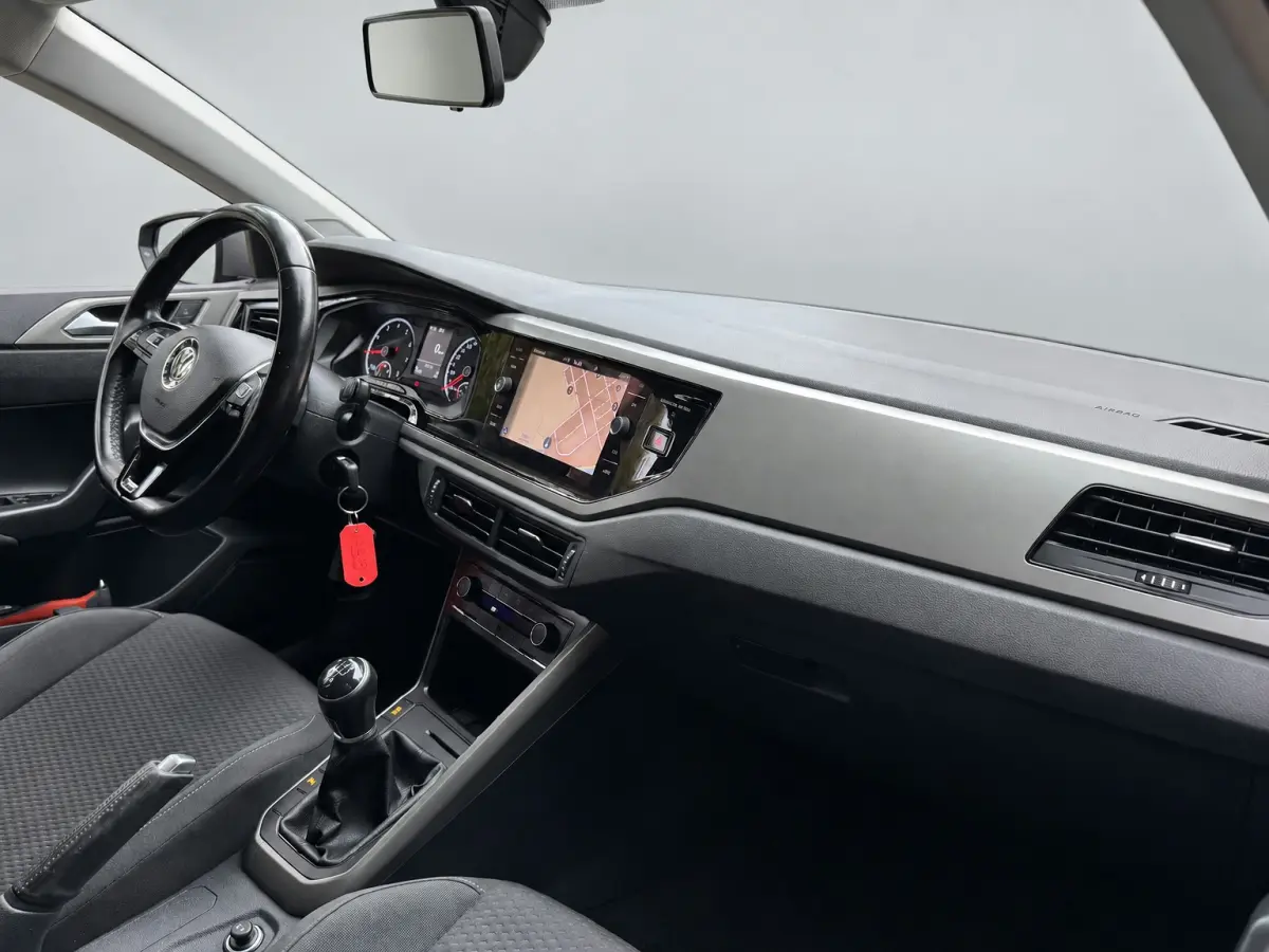 TSI 95PK COMFORTLINE BUSINESS CARPLAY/ACC/PDC/NAVIGATIE