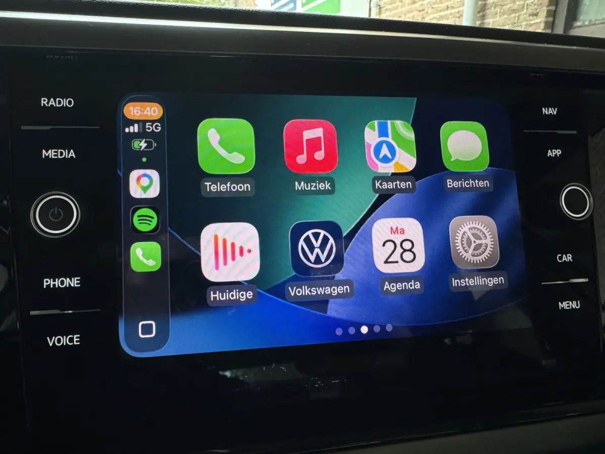 TSI 95PK COMFORTLINE BUSINESS CARPLAY/ACC/PDC/NAVIGATIE