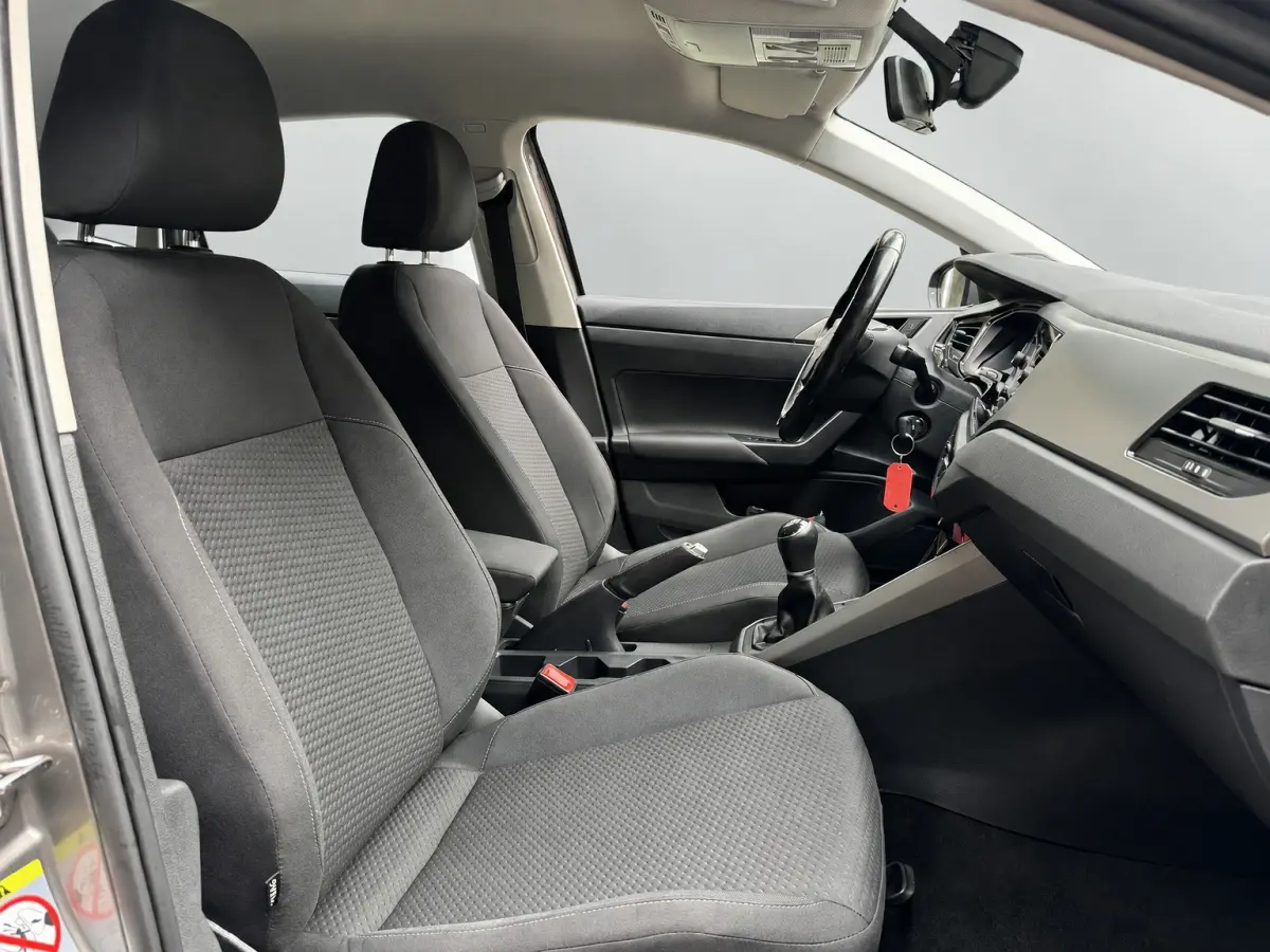 TSI 95PK COMFORTLINE BUSINESS CARPLAY/ACC/PDC/NAVIGATIE